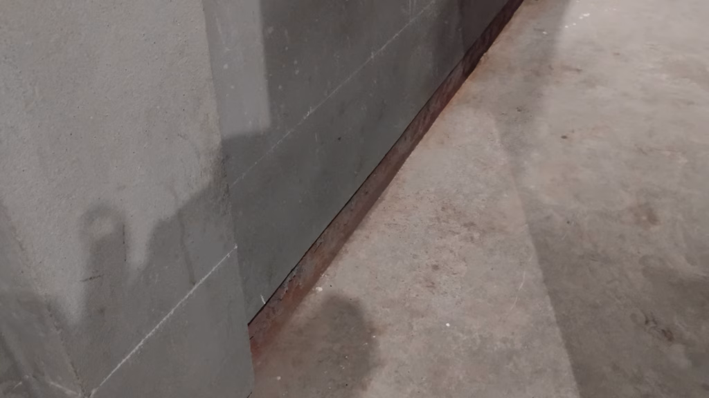 Flooring se pehle plaster cutting ka sahi tarika